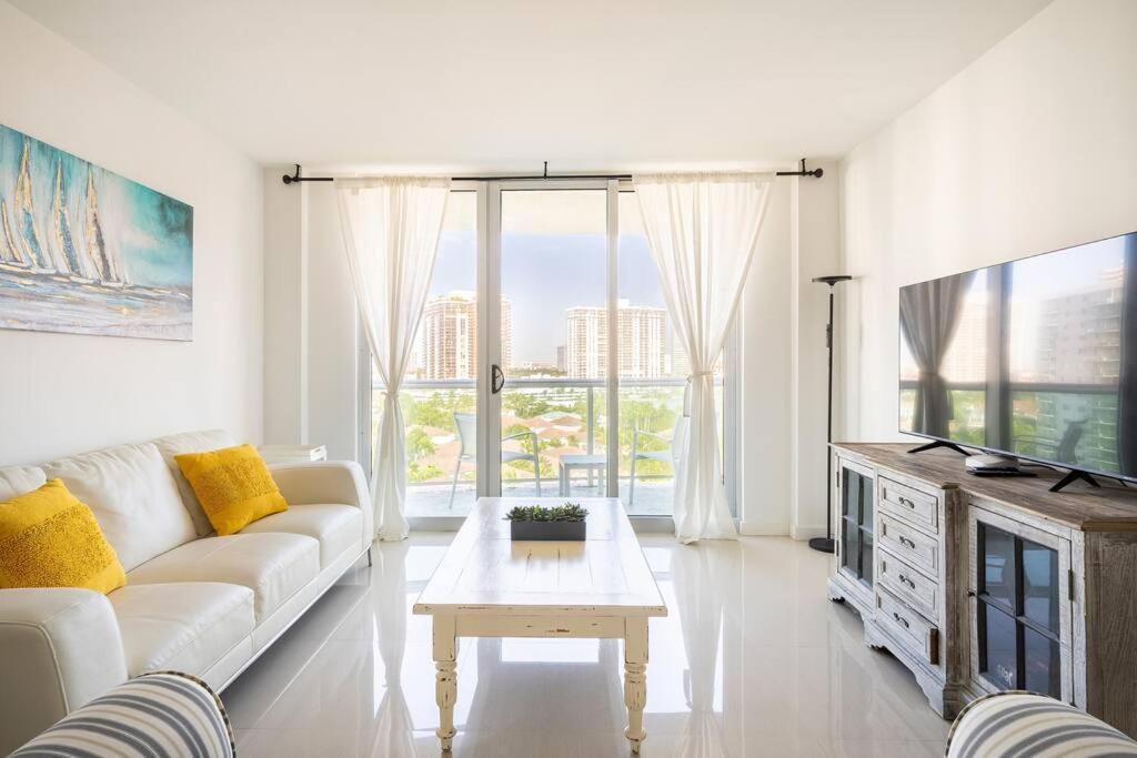 Ocean Reserve Sunny Isles 11Th Str-02330 Miami Beach Exterior foto